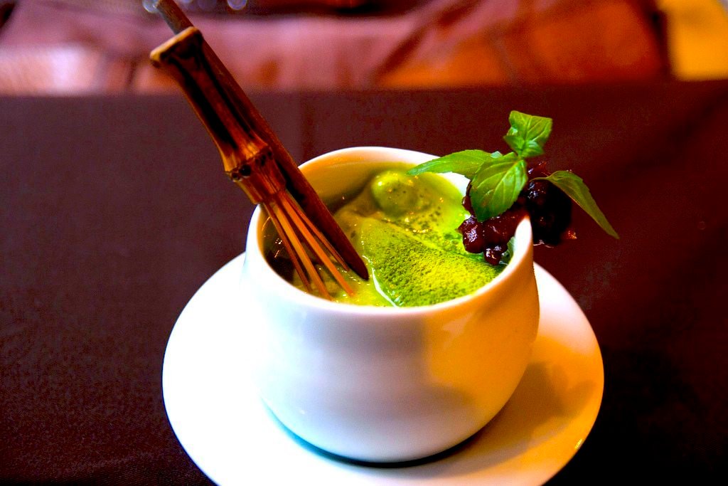 Matcha Tee – Geschichte, Herstellung, Wirkung & Co